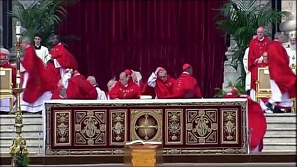 The Two Popes | Official Trailer | Netflix