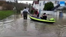 A Guiche, trois jours après les inondations les habitants ont toujours les pieds dans l'eau