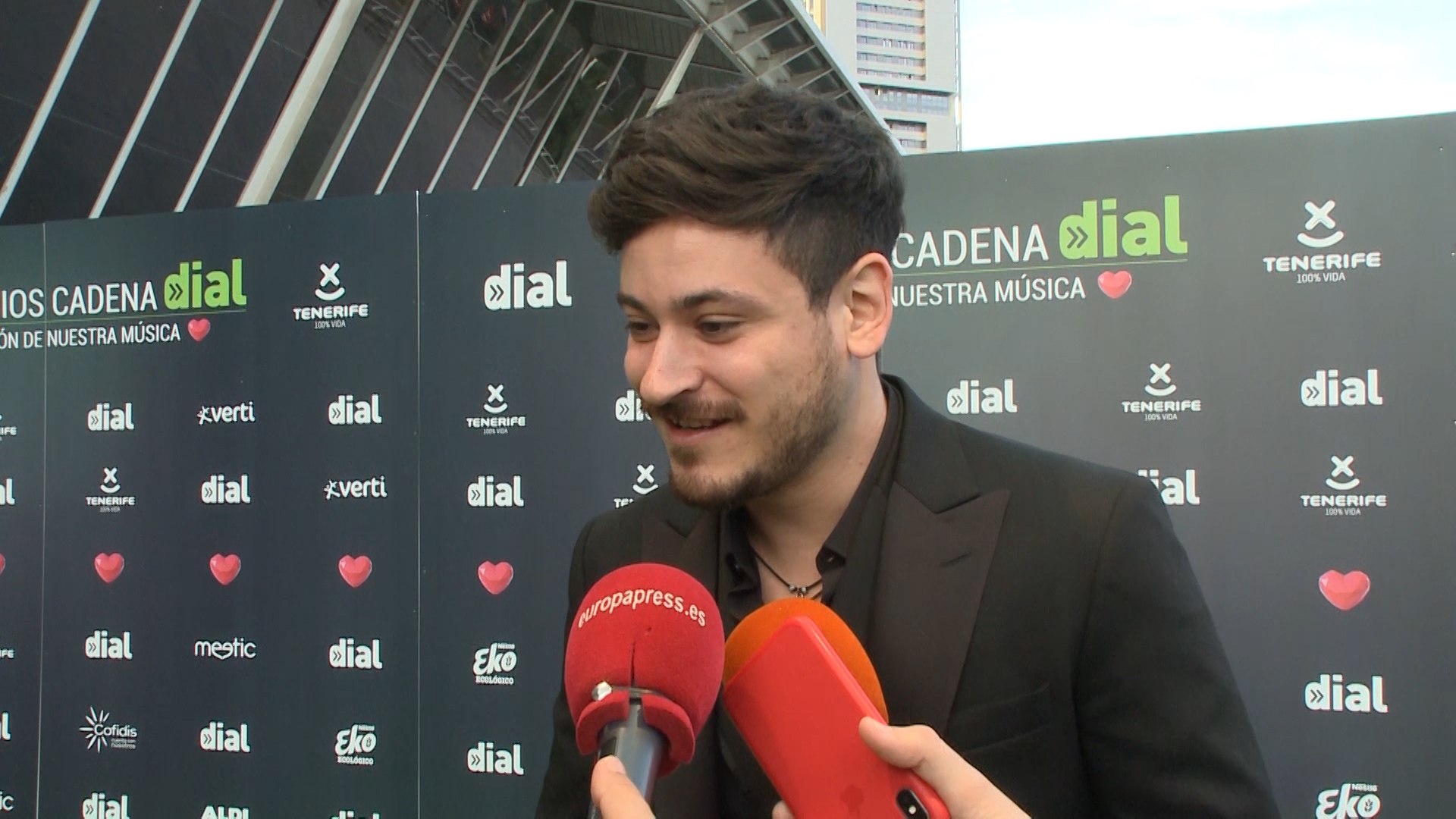 Cepeda filtra dos nuevas canciones suyas en Telegram