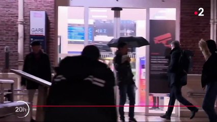 Grève contre la réforme des retraites : la galère des "navetteurs", les usagers quotidiens de la SNCF