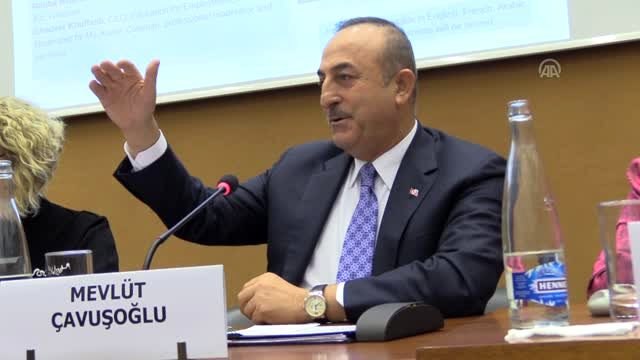 Dışişleri Bakanı Çavuşoğlu Suriyeli Mülteci Krizi panelinde konuştu (2)