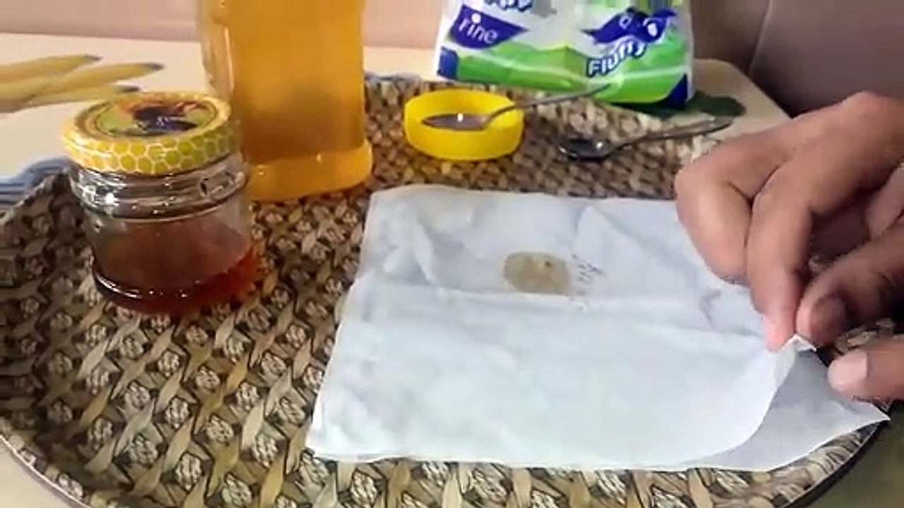 قطعة كلينكس تشهد بالحق وتفضح الغشاش