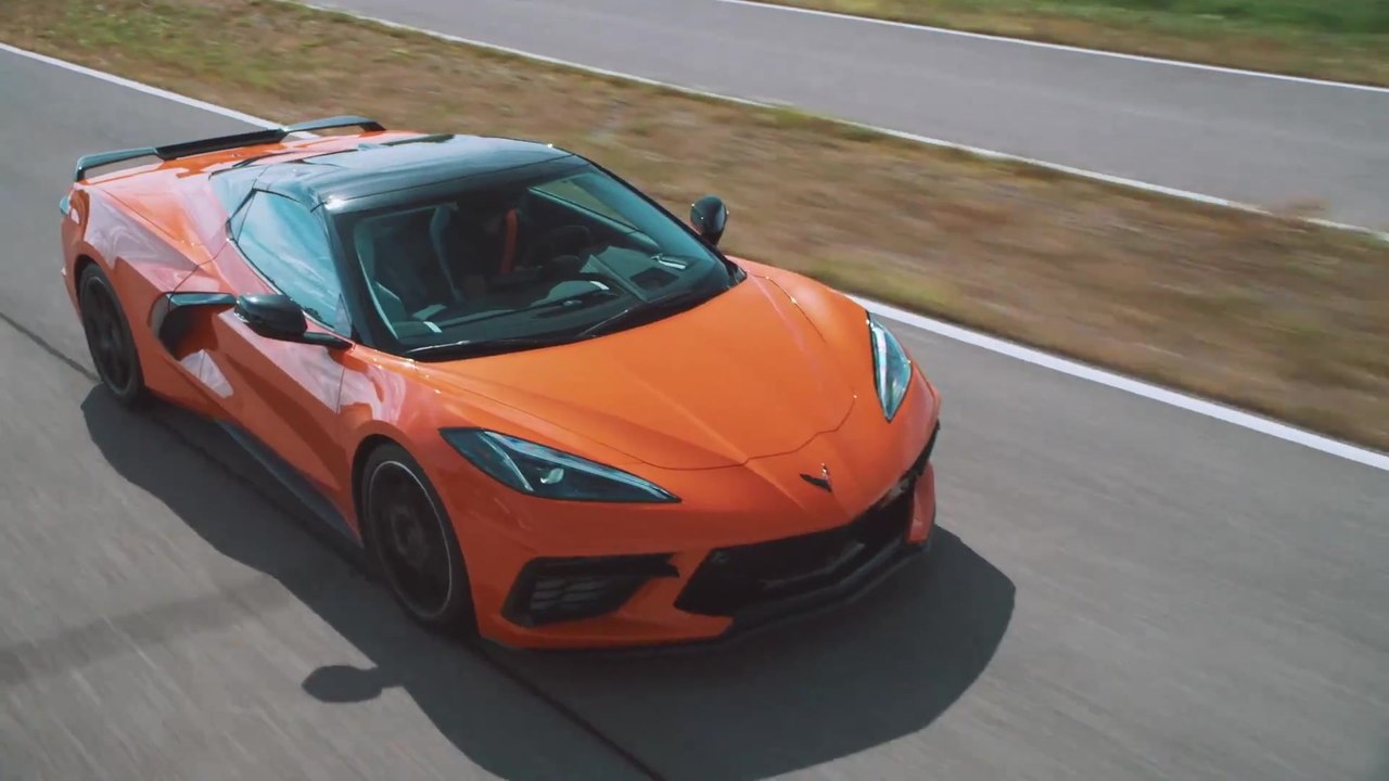 2020 Chevrolet Corvette Stingray Convertible Driving Video