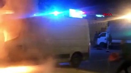 Başakşehir'de minübüs alev alev yandı