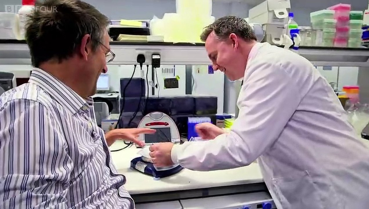 Michael Mosley is bitten by a leech - Infested! Living with Parasites - BBC Four