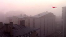 Sivas'ta yoğun sis etkili oldu