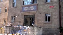 Isparta fuhuş yapıldığı iddia edilen eski hastane binasında temizlik