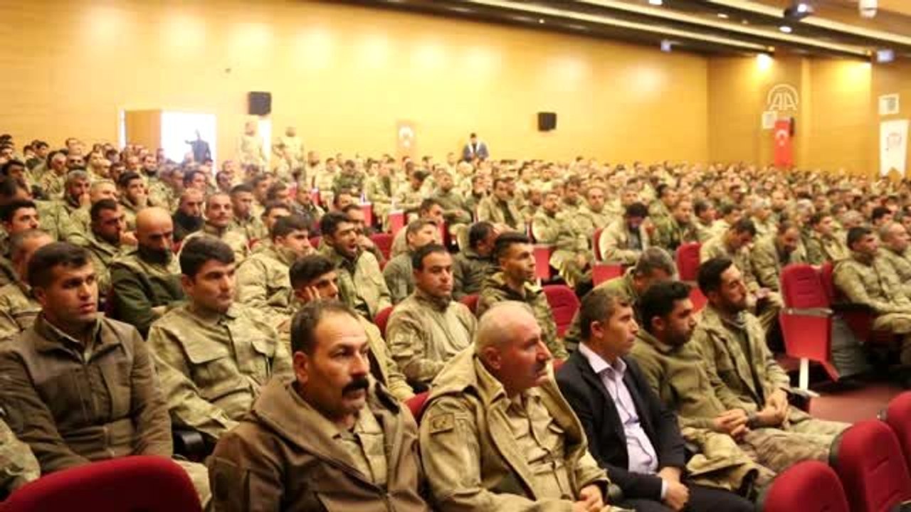 Siirt'te güvenlik korucularına hizmet içi seminer