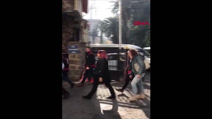 İzmir'deki las tesis gösterisinde gözaltına alınan 20 kadın serbest