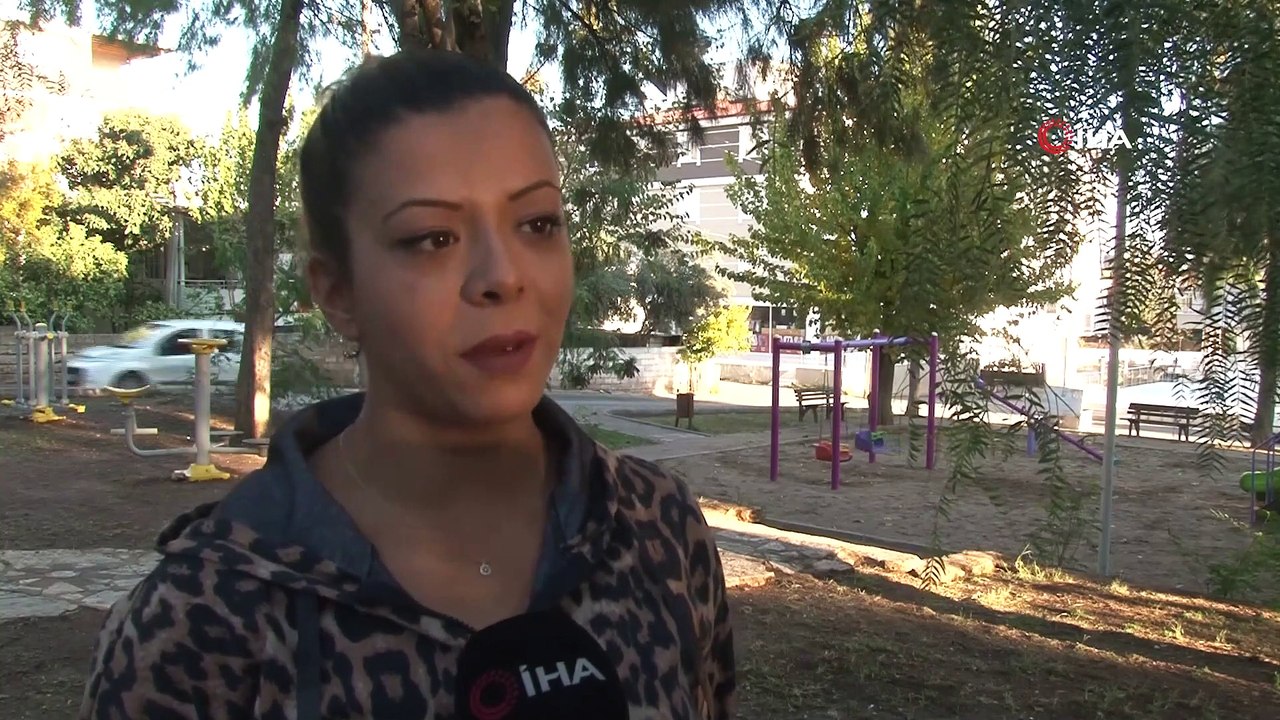 13 Ay Önce Evlatlık Olduğunu Öğrendi, Biyolojik Ailesini Bulmak İçin Yollara Düştü