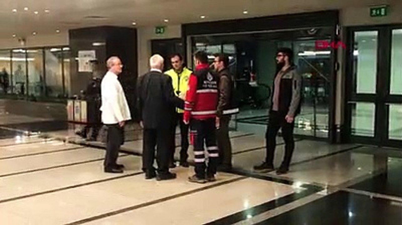 İBB'nin ulaşım çalıştayında Taksiciler ve UBER'ciler arasında gerginlik