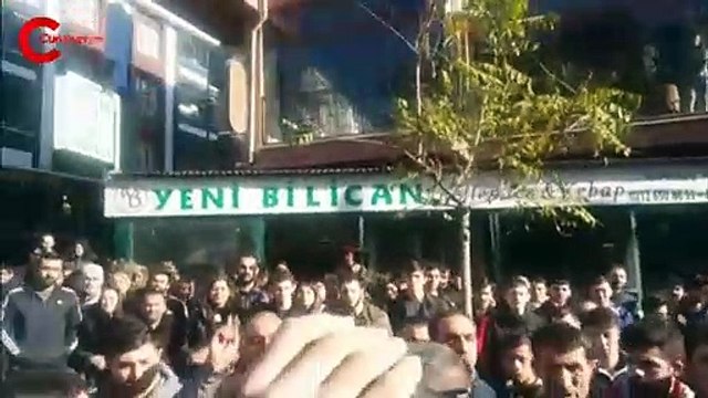 Gazi Mahallesi'nde polis müdahalesi kamerada