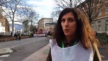 Sarah Hamoudi-Wilkowsky, cosecrétaire départementale du SNUipp FSU 73 à Chambéry