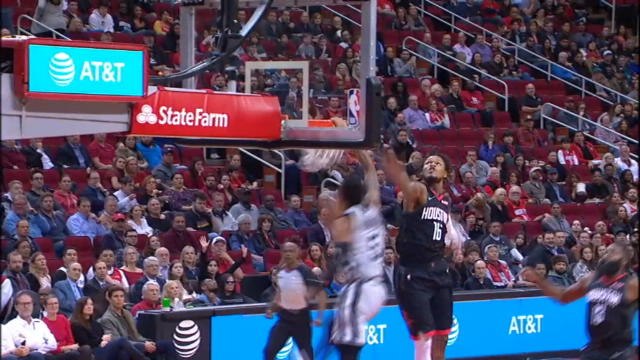 لقطة: كرة سلة: تمريرة طويلة من ألدريدج الى موراي