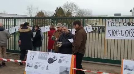 Piquet de grève des enseignants à Troyes