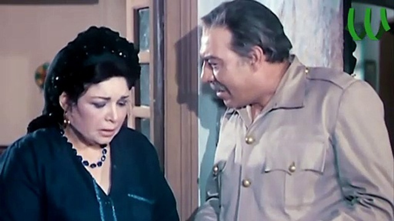 مشهد حزيين جدا ابنهم رماهم في الشارع (ربنا مبينساش حد)