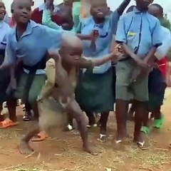 Zengin ya da fakir olmaları önemli değil, çünkü mutlulukları eşit..