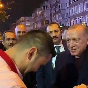 Cumhurbaşkanı Recep Tayyip Erdoğan CZN Burak'ı ziyaret etti.