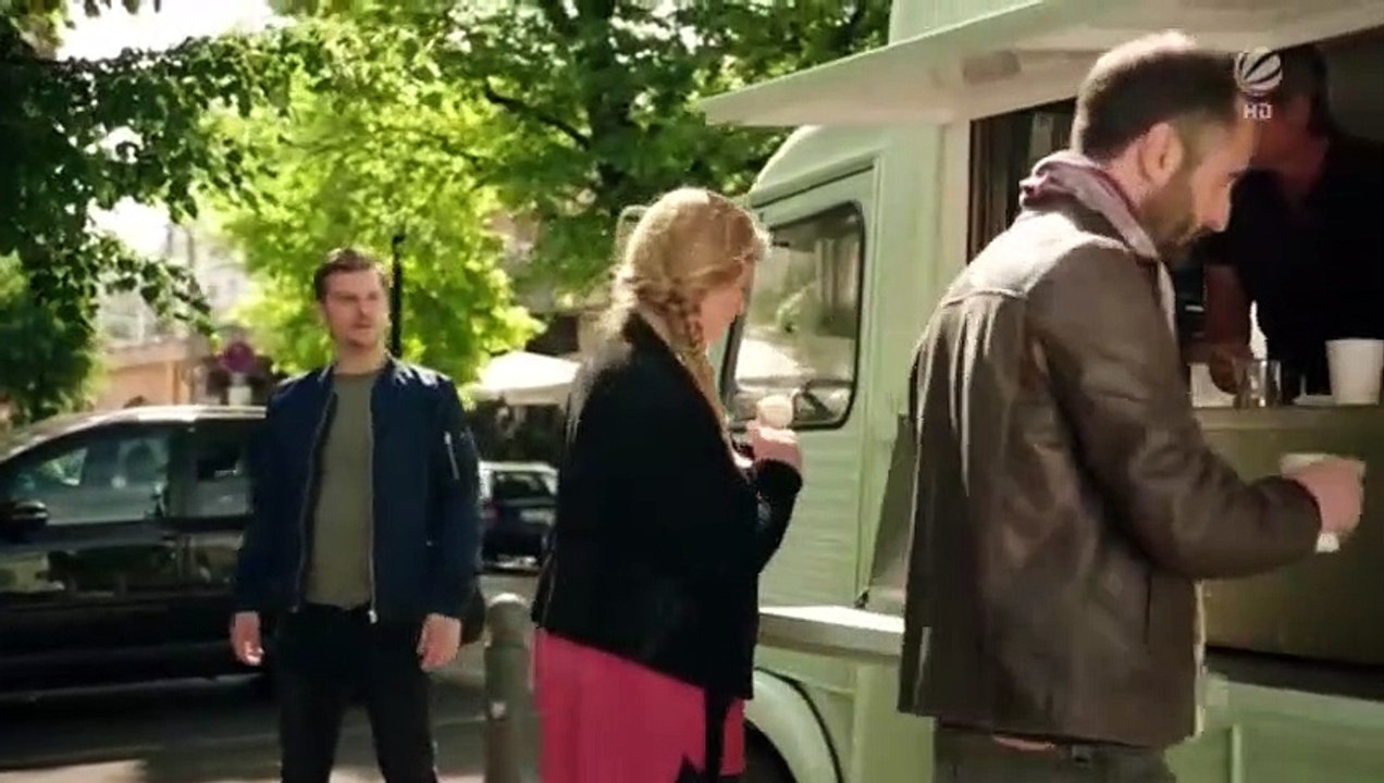 Josephine Klick – Allein unter Cops (9) Pferde