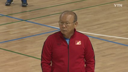 박항서 "지난 것은 추억...도전하는 게 감독의 인생" / YTN