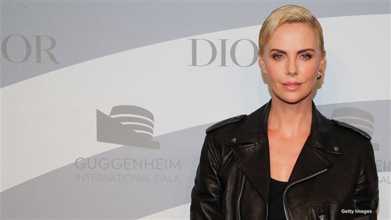 Charlize Theron spricht über ihre schwere Kindheit