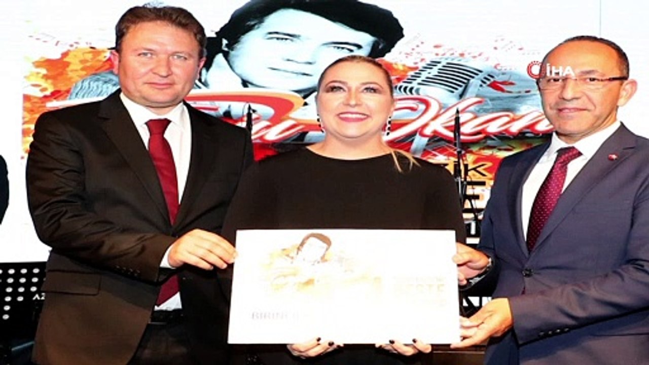 - İzmir Valiliğince, Fetullahçı Terör Örgütüne  üye olmak suçundan yürütülen soruşturma kapsamında tutuklanan Urla Belediye Başkanı İbrahim Burak Oğuz'un yerine Kaymakam Önder Can'ın Urla Belediye Başkan Vekili olarak görevlendirildiği