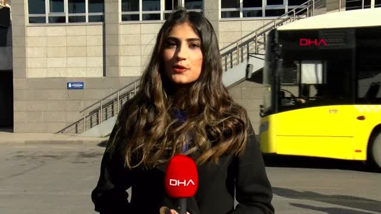 Ellerinin hamuruyla istanbul trafiğine meydan okuyorlar