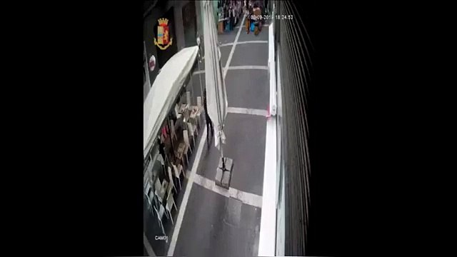 Napoli - Due persone finite in manette per rapina (18.12.19)