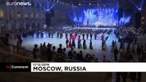 Musique classique et tenues traditionnelles pour le bal annuel des cadets de Moscou