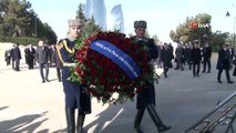 - TBMM Başkanı Şentop: 'ABD’nin tarihi çok kanlı ve kirli bir tarihtir”- Şentop, Azerbaycan ve Türk şehitliklerini ziyaret etti