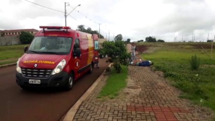 Homem sofre ferimento em queda e é socorrido no Bairro Tropical