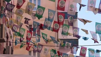 'Diyarbakır anneleri'nin oturma eylemine katılım sürüyor