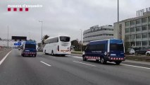 Autocar del Real Madrid llegó a Hotel Sofía y minutos después lo hizo el del Barcelona