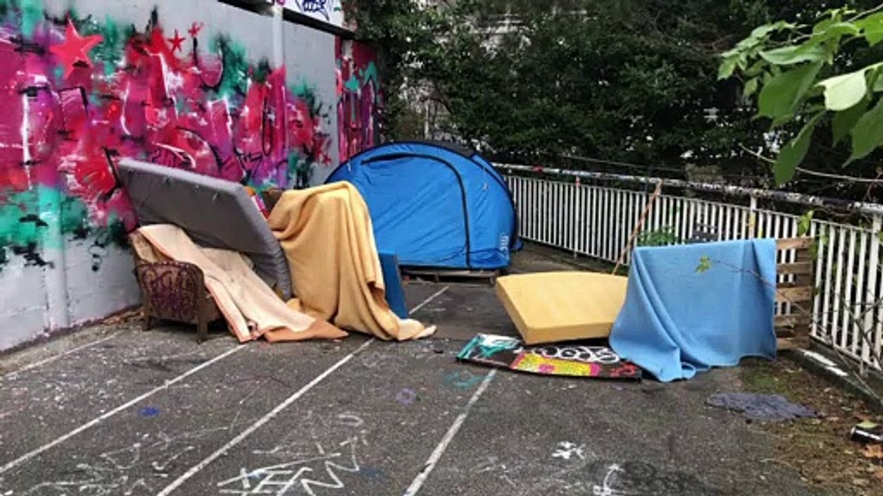 Warten auf die Sonnenseite - Asylbewerber in Lyon