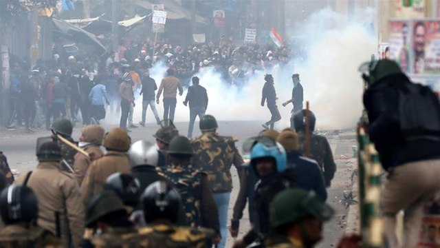 India top court defers hearing against citizenship law