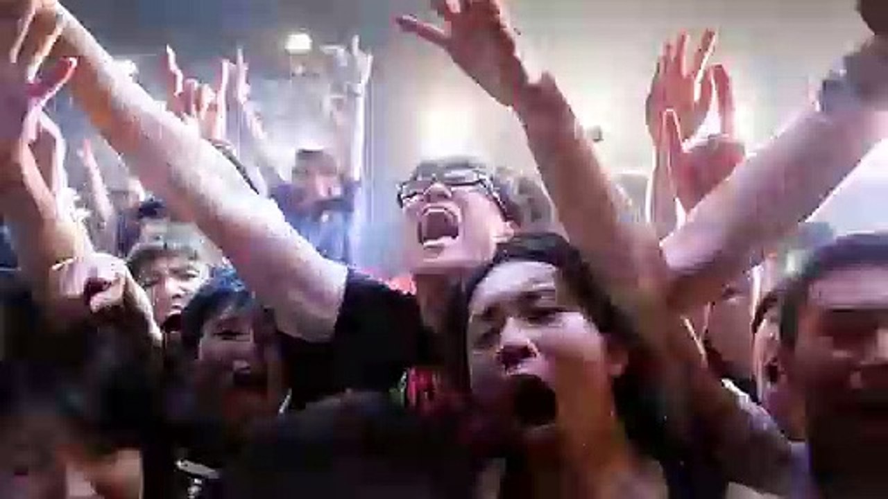 THIRTY SECONDS TO MARS - INTO THE WILD OFFICIAL TRAILER