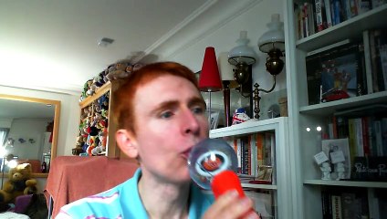 Wiwi égratigne "l'antidote" de Juliette Katz