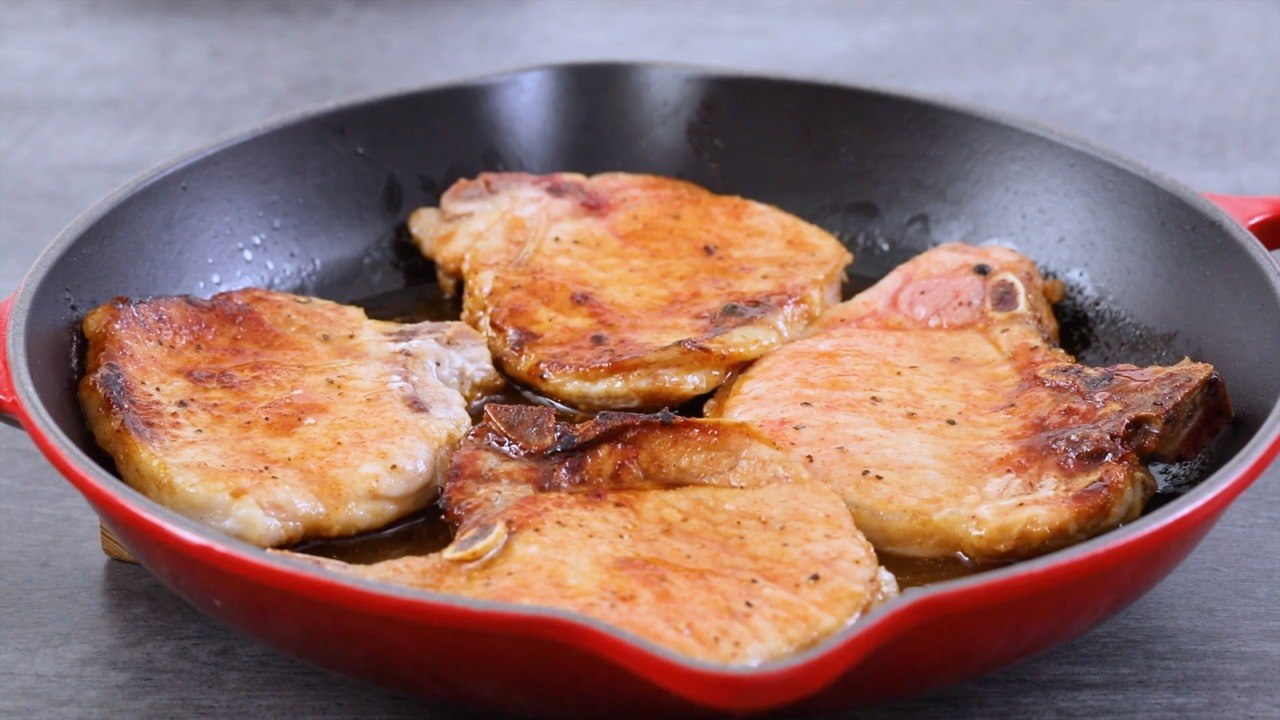 Moist Baked Pork Chops