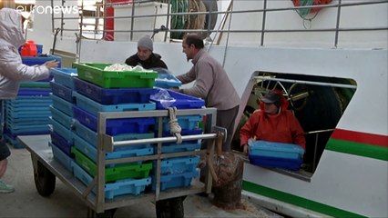 Upcycling the Oceans, pescando basura para convertirla en hilo