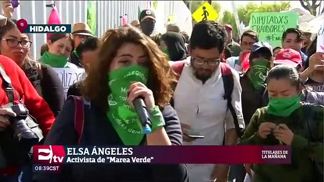Feministas protestan en el Congreso de Hidalgo a favor del aborto