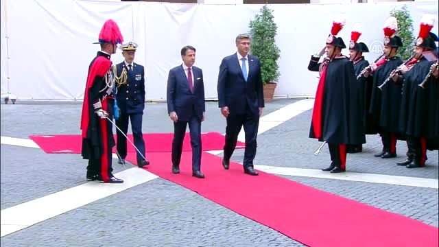 İtalya ve Hırvatistan, AB'nin Balkanlar'da genişlemesinden yana