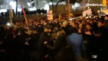 Enfrentamientos entre hooligans del Barça e independentistas en los aledaños del Camp Nou