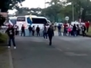 Qhubo-WhatsApp Video 2019-11-28 at 6.31.32 AM (1).mp4