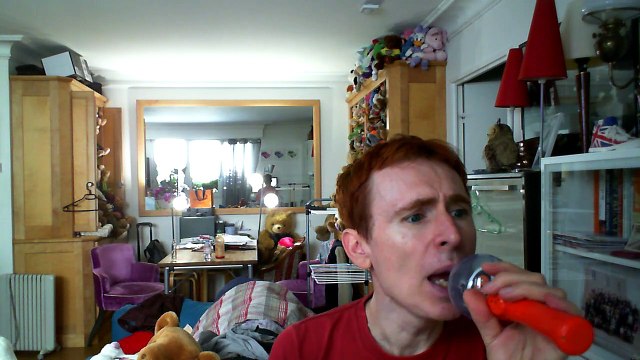 Wiwi égratigne trust