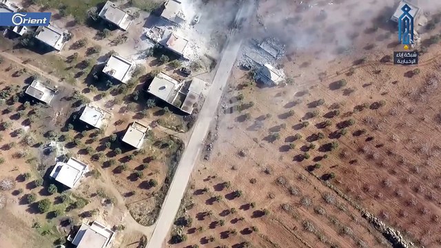 صفحات موالية تعترف بمقتل 15 ضابطاً لميليشيا أسد بانفجار مفخخة شرقي إدلب