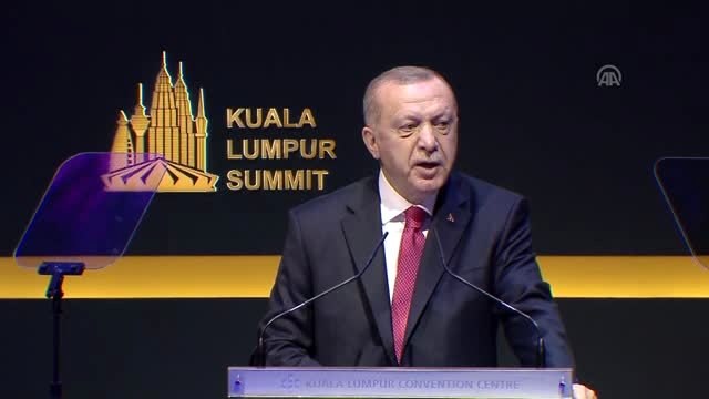 Erdoğan: Terörü meşrulaştırma çabalarına inat, hiçbir ayrım yapmadan tüm terör örgütleriyle...