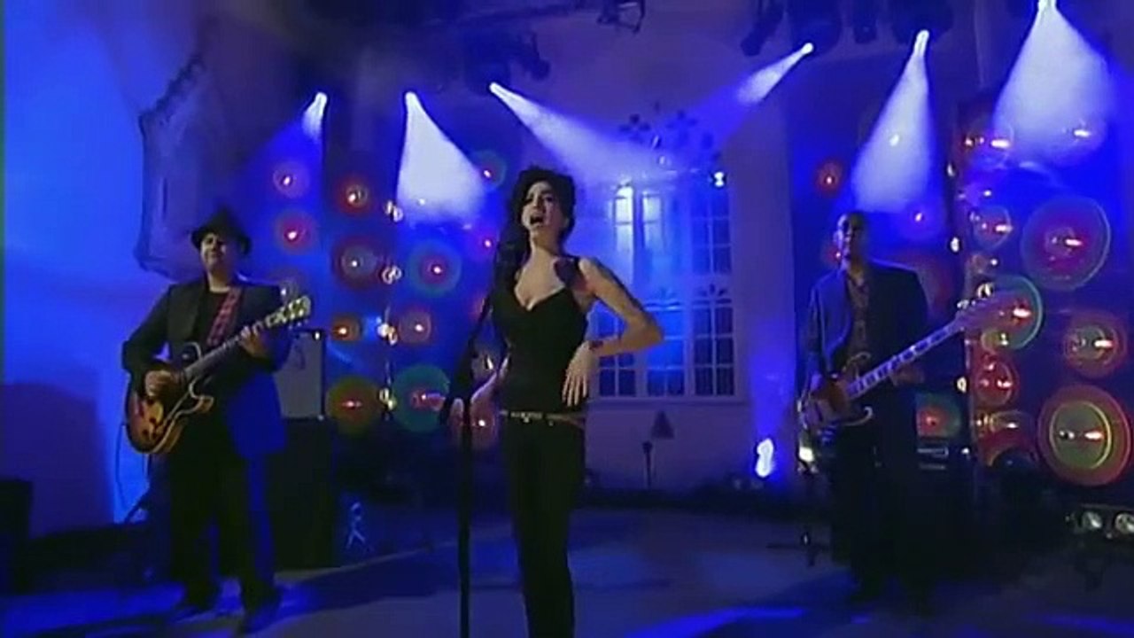 Amy Winehouse - Tears Dry On Their Own (Live on Other Voices, 2006)