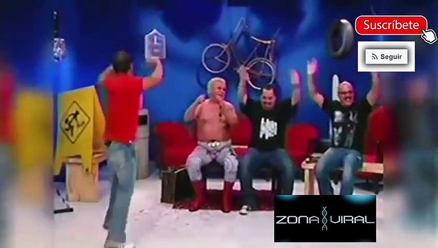 chiste 3 La Niña de Los 3 Pelos _ Radames _ Guerra de Chistes