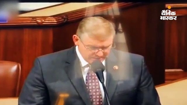 जॉर्जिया से रिपब्लिकन सांसद बैरी लूडरमिल्क ने ट्रम्प की ईसा मसीह से तुलना की