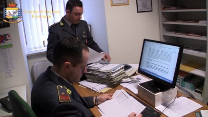 Download Video: Frosinone - Carte false per il reddito di cittadinanza, denunciate 37 persone in Ciociaria (19.12.19)